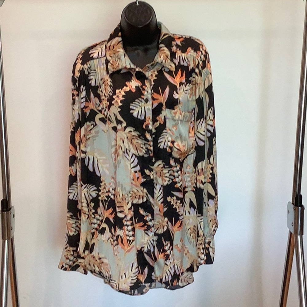 Free People Floral Print Lightweight Top - Black, Cream, Peach, Size Large - Picture 2 of 15